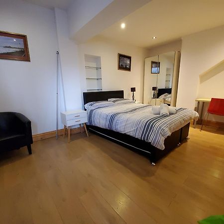Hastings Pad Apartamento Exterior foto